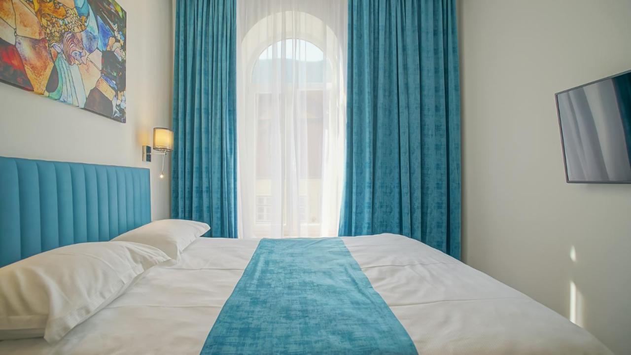Zoom Rooms Брашов Екстер'єр фото